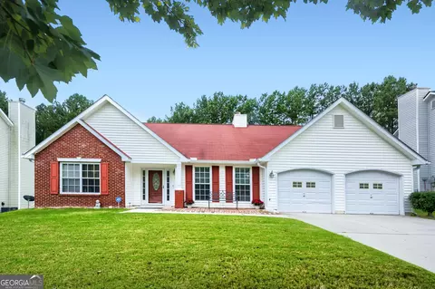 7790 Glade Bnd, Fairburn, GA 30213