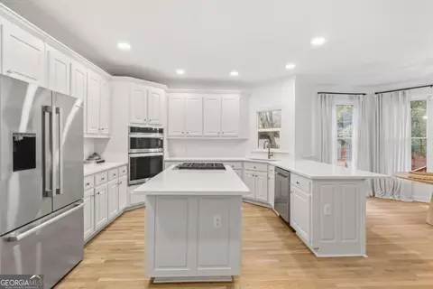 Kitchen - 3355 Kates Way, Duluth, GA 30097 photo 2 of 5