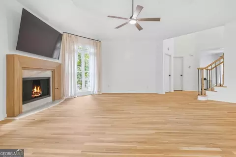 Living - 3355 Kates Way, Duluth, GA 30097 photo 4 of 7