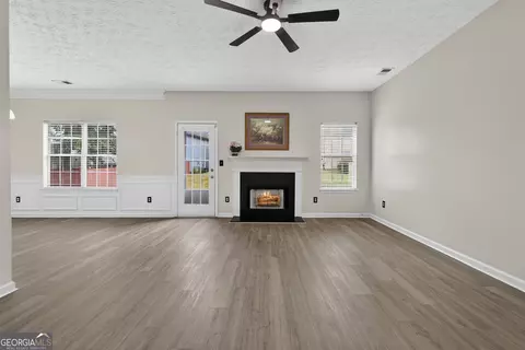 Living - 11240 Aliyah Dr, Hampton, GA 30228 photo 1 of 3