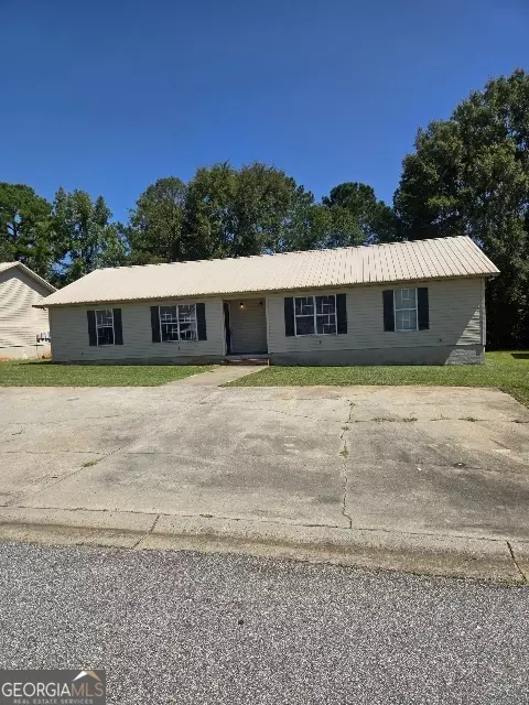 2317 Laura Ct NE, Milledgeville, GA 31061