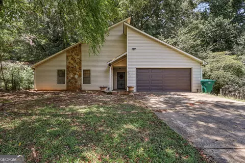377 Sir William Ct, Jonesboro, GA 30238