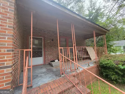 Exterior - 917 Motley St, Lagrange, GA 30241 photo 12 of 18
