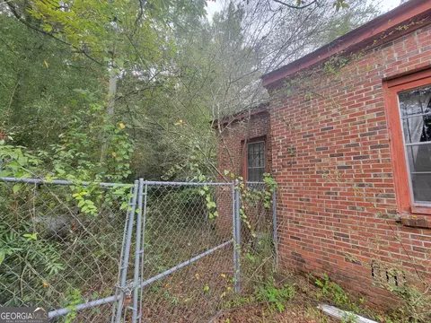 Exterior - 917 Motley St, Lagrange, GA 30241 photo 10 of 18