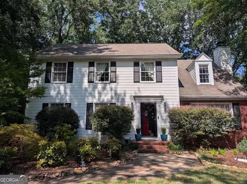 3289 Whitfield Dr, Marietta, GA 30062