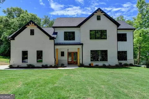 3599 Centerville Rosebud Rd, Snellville, GA 30039