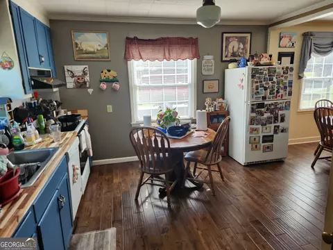 Kitchen - 352 S Dugger Ave, Roberta, GA 31078 photo 7 of 7