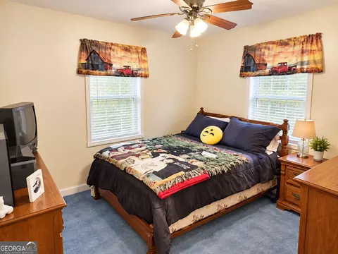 Bedroom - 352 S Dugger Ave, Roberta, GA 31078 photo 1 of 12