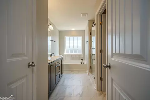 Entry Way - Undisclosed, Midway, GA 31320 photo 6 of 9