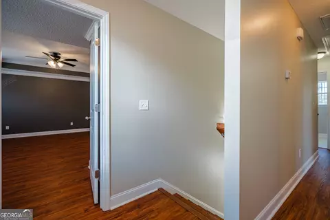 Entry Way - Undisclosed, Midway, GA 31320 photo 5 of 9