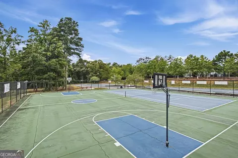 View/Area - 935 Lakeside Cir, Covington, GA 30016 photo 4 of 4