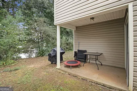 Exterior - 935 Lakeside Cir, Covington, GA 30016 photo 4 of 8