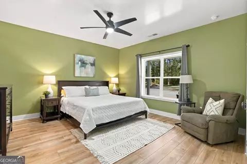 Bedroom - 1608 Thompson Ln, Jasper, GA 30143 photo 2 of 3