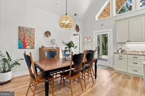 Dining - 1608 Thompson Ln, Jasper, GA 30143 photo 2 of 2