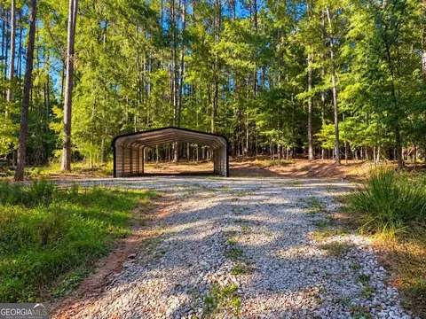 215 Rockville Springs Dr, Eatonton, GA 31024
