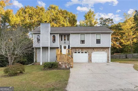 2361 Skyline Ridge Dr, Lithia Springs, GA 30122