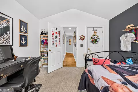 Bedroom - 223 Stonebrook Dr, Demorest, GA 30535 photo 4 of 7