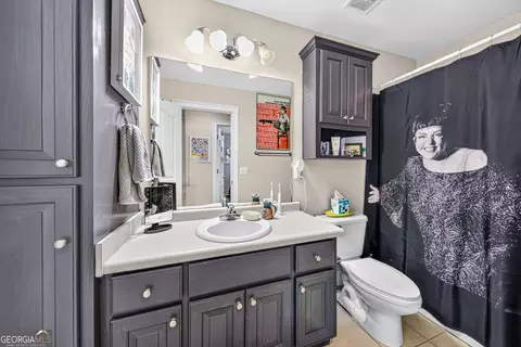 Bath - 223 Stonebrook Dr, Demorest, GA 30535 photo 4 of 4