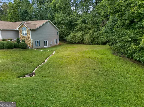 Exterior - 223 Stonebrook Dr, Demorest, GA 30535 photo 4 of 4