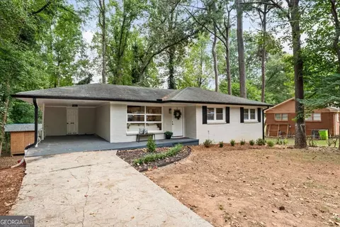 275 Dink Ln SE, Marietta, GA 30060