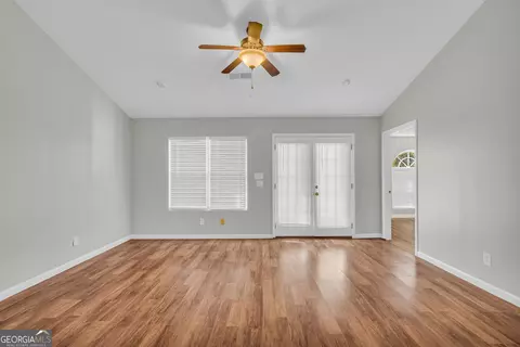 Living - 688738748 Black Mountain Rd, Toccoa, GA 30577 photo 5 of 5