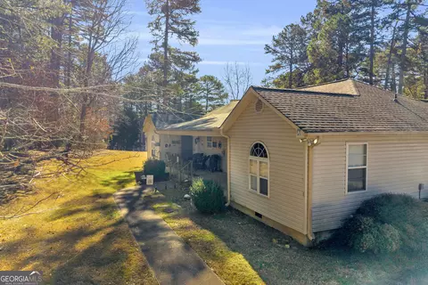 Exterior - 688738748 Black Mountain Rd, Toccoa, GA 30577 photo 6 of 7
