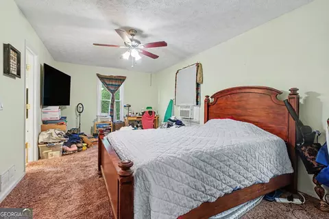 Bedroom - 1204 Ridgecrest Dr, Winder, GA 30680 photo 4 of 5