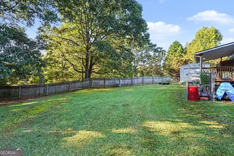 Exterior - 1204 Ridgecrest Dr, Winder, GA 30680 photo 5 of 6