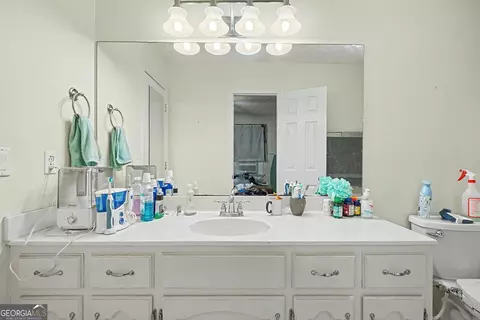Bath - 1204 Ridgecrest Dr, Winder, GA 30680 photo 3 of 4