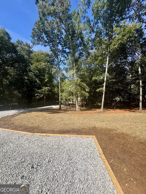 1064 Garner Rd, Cornelia, GA 30531 photo 4