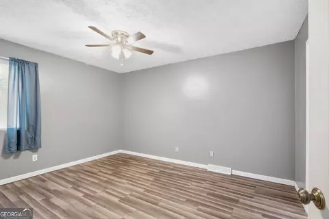 Bedroom - 404 Stancil Dr, Toccoa, GA 30577 photo 2 of 4