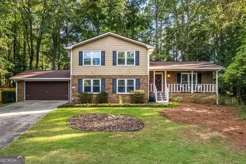 573 Benson Hurst Dr SW, Mableton, GA 30126