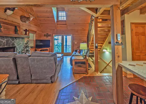Entry Way - 315 Skyview Cir, Clarkesville, GA 30523 photo 1 of 3