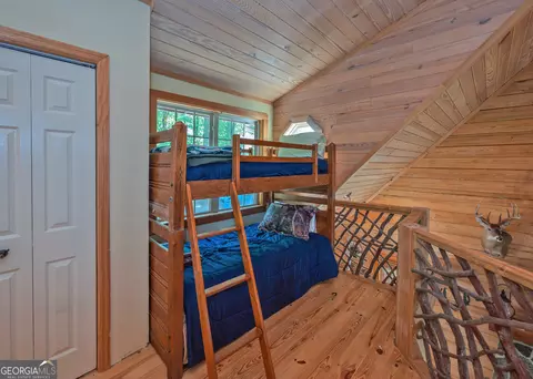 Bedroom - 315 Skyview Cir, Clarkesville, GA 30523 photo 2 of 6