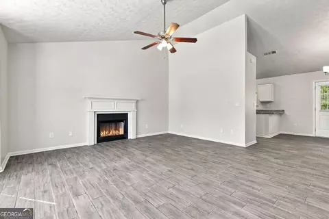 Living - 90 Green Commons Dr, Covington, GA 30016 photo 4 of 6
