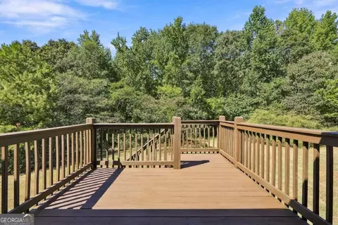 Exterior - 90 Green Commons Dr, Covington, GA 30016 photo 3 of 4