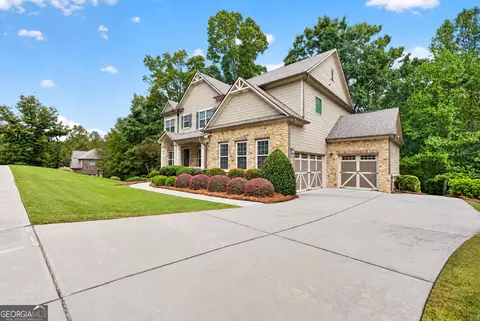 Exterior - 2720 Cogburn Ln, Milton, GA 30004 photo 2 of 14