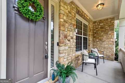 Exterior - 2720 Cogburn Ln, Milton, GA 30004 photo 5 of 14