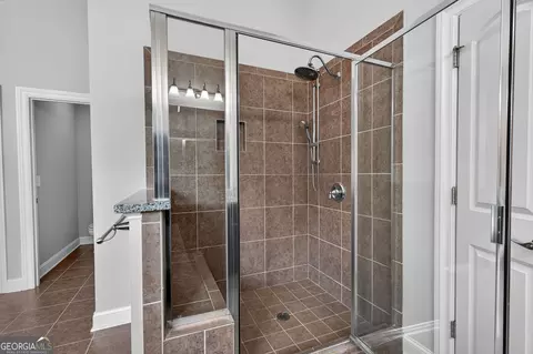 Bath - 2720 Cogburn Ln, Milton, GA 30004 photo 4 of 8