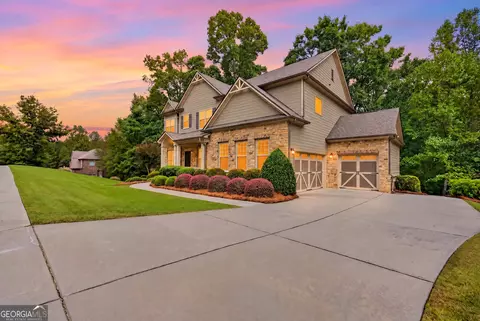 Exterior - 2720 Cogburn Ln, Milton, GA 30004 photo 4 of 14