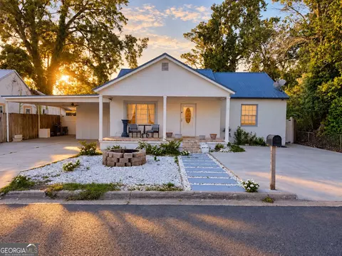 2141 Blain St, Brunswick, GA 31520