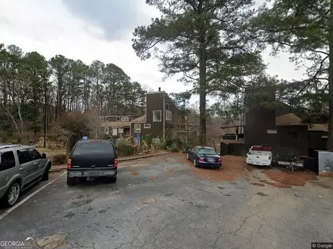 2744 Apt A Shellbark Rd, Decatur, GA 30035