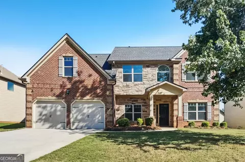 12191 Centerra Dr, Hampton, GA 30228
