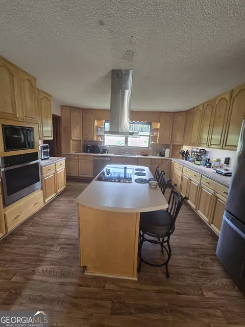 Kitchen - 1277 Bob Hammond Rd, Dublin, GA 31021 photo 1 of 3