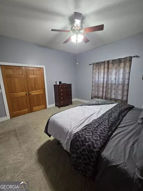 Bedroom - 1277 Bob Hammond Rd, Dublin, GA 31021 photo 6 of 6