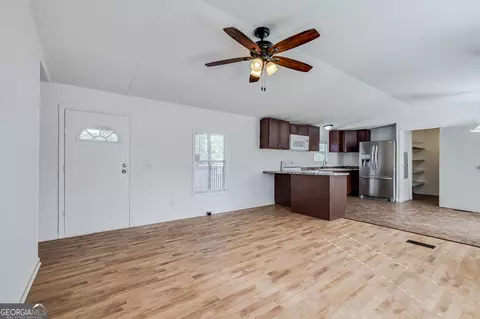 Living - Undisclosed, Guyton, GA 31312 photo 2 of 4