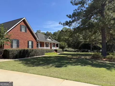 Exterior - 231 Broad Meadows Rd, Dublin, GA 31021 photo 6 of 13
