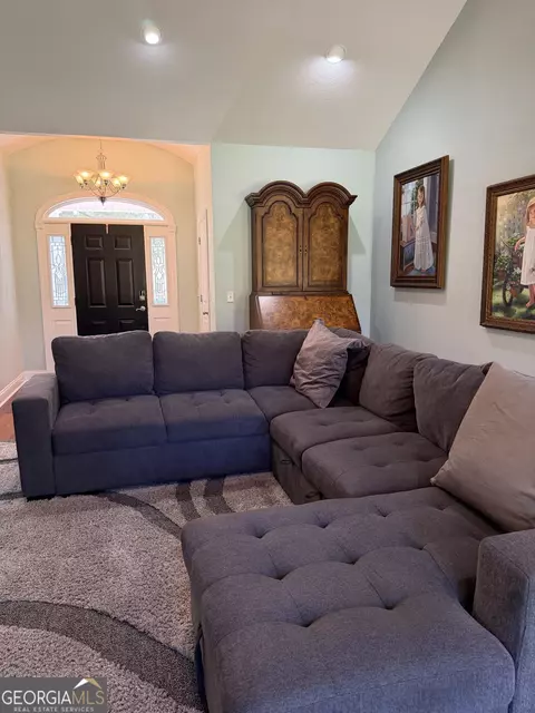 Entry Way - 231 Broad Meadows Rd, Dublin, GA 31021 photo 1 of 4