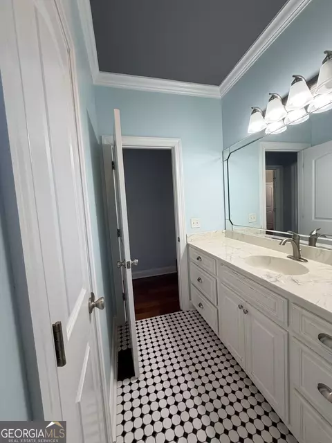Bath - 231 Broad Meadows Rd, Dublin, GA 31021 photo 7 of 13