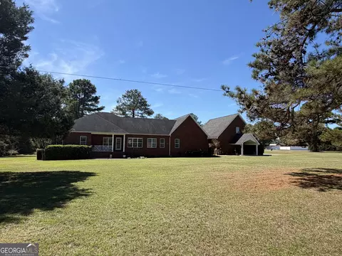Exterior - 231 Broad Meadows Rd, Dublin, GA 31021 photo 10 of 13
